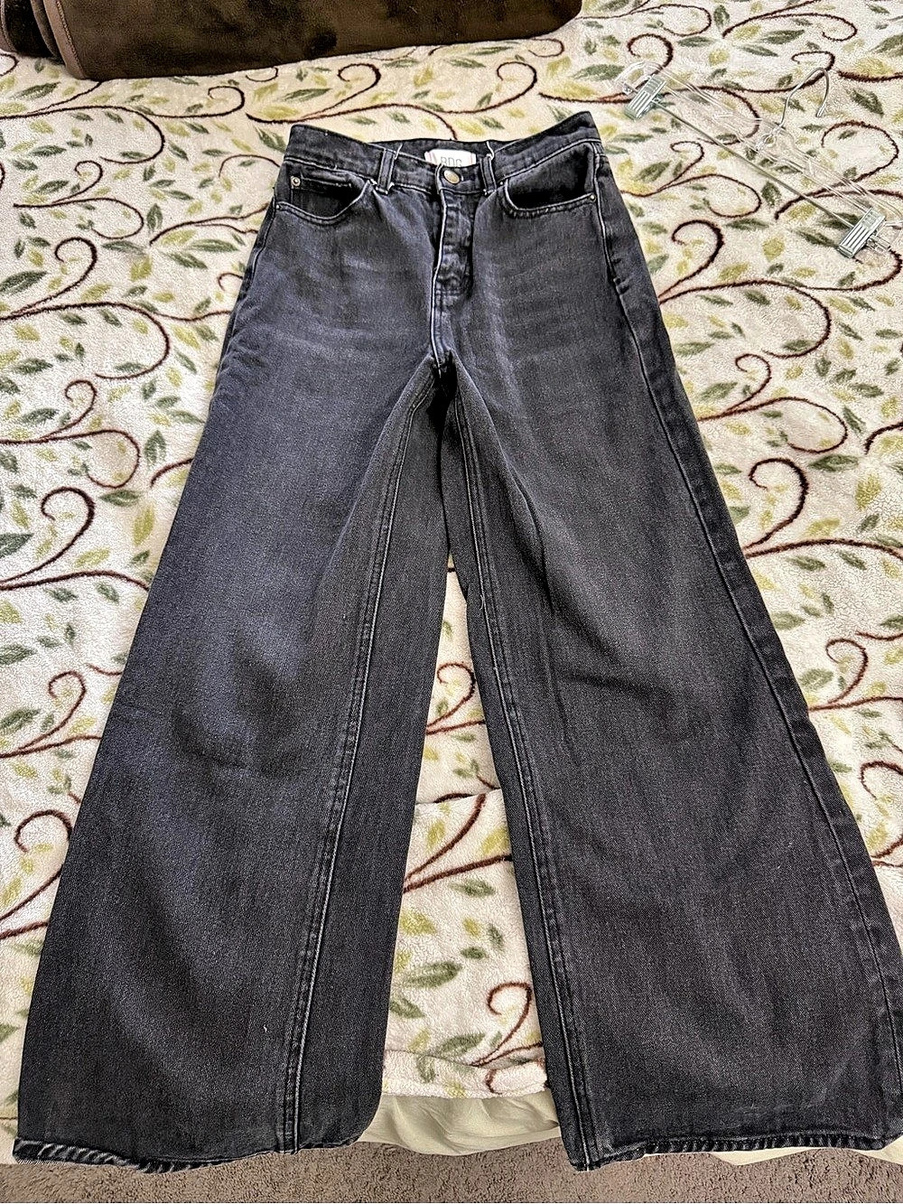 BDG High & Wide Jean Women's Wide Leg Jeans in Gray Waist 26